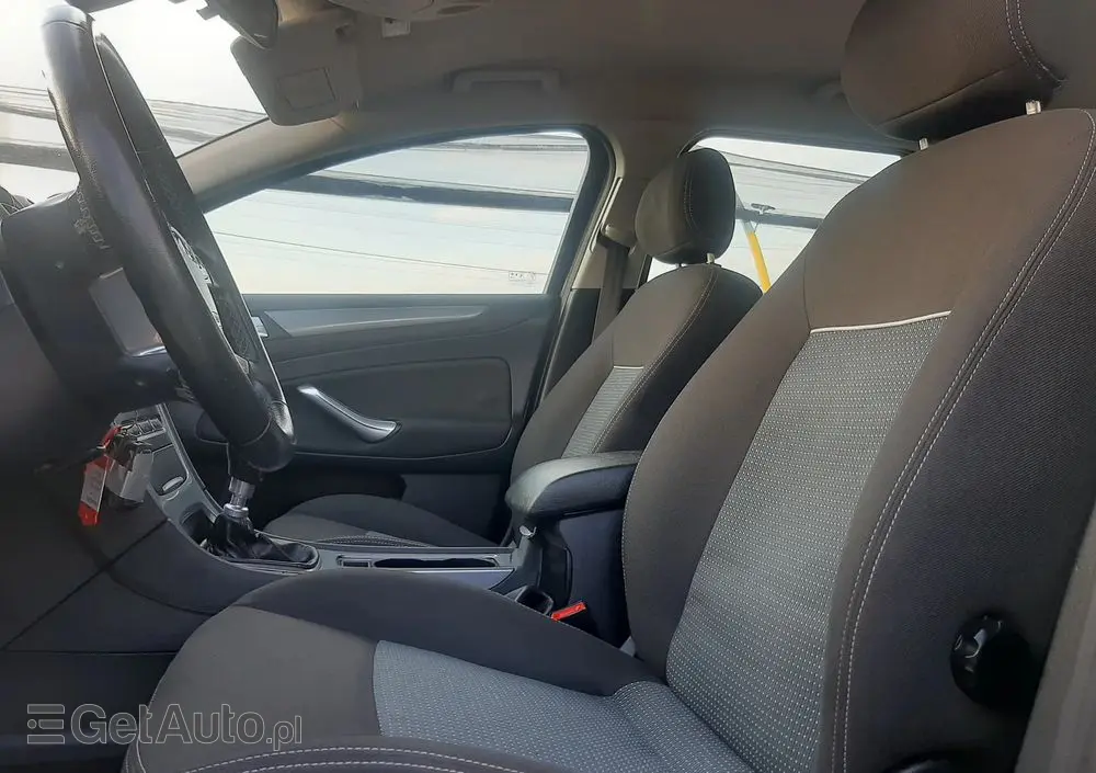 FORD Mondeo Turnier 2.0 TDCi Ambiente