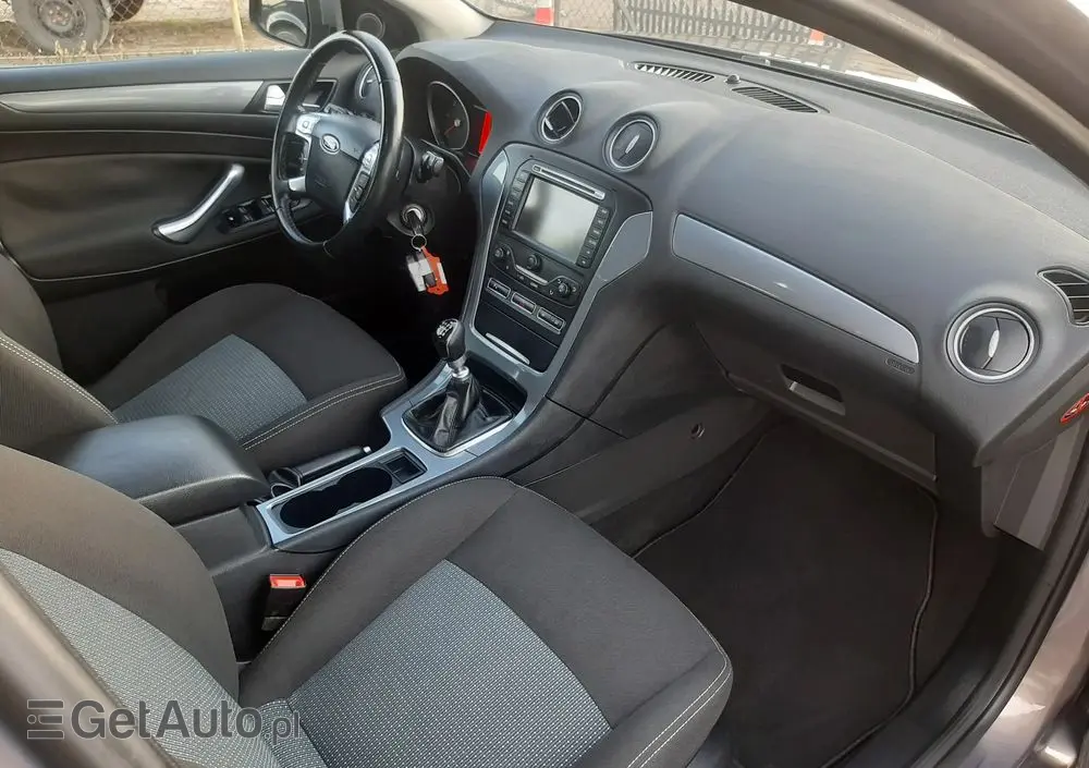 FORD Mondeo Turnier 2.0 TDCi Ambiente