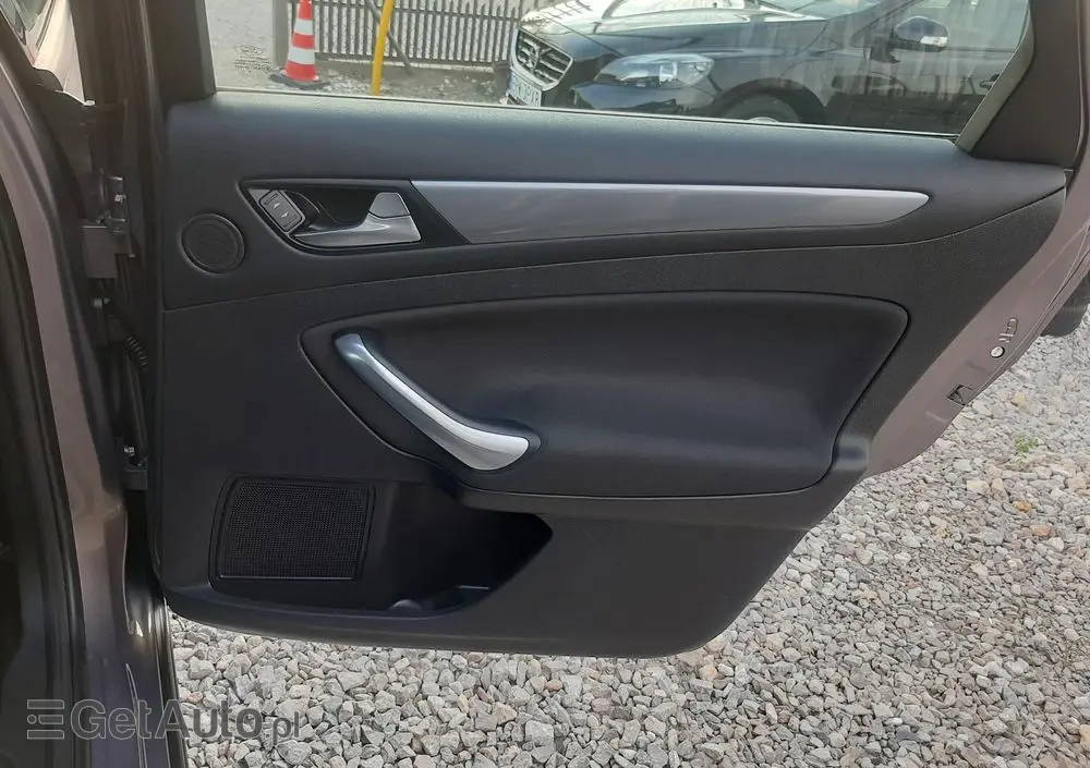 FORD Mondeo Turnier 2.0 TDCi Ambiente