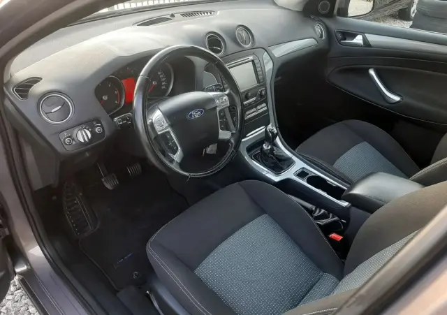 FORD Mondeo Turnier 2.0 TDCi Ambiente