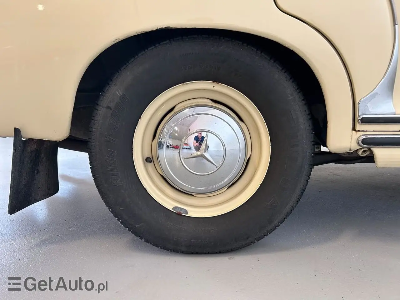 MERCEDES-BENZ 220 Ponton 