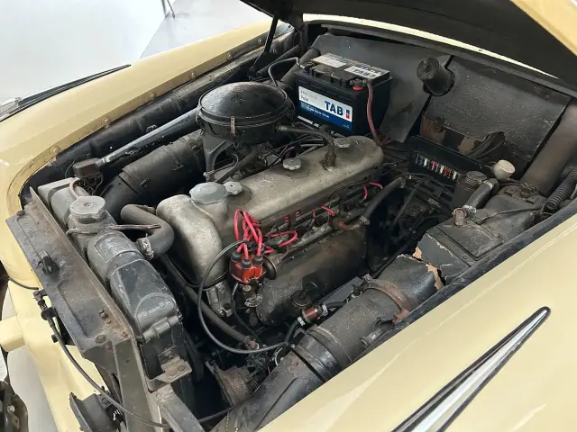 MERCEDES-BENZ 220 Ponton 