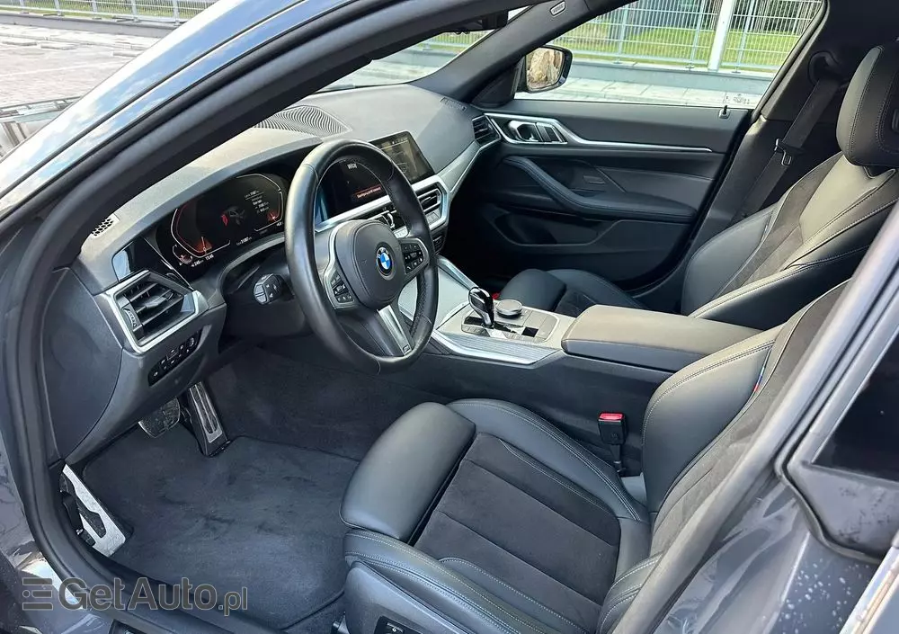 BMW Seria 4 430i xDrive M Sport sport