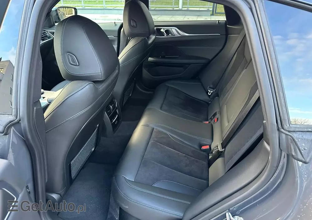 BMW Seria 4 430i xDrive M Sport sport