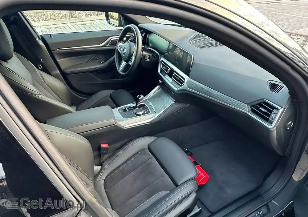 BMW Seria 4 430i xDrive M Sport sport