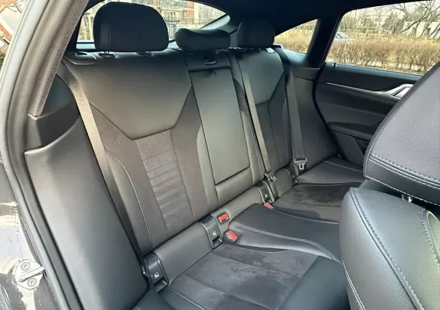 BMW Seria 4 430i xDrive M Sport sport