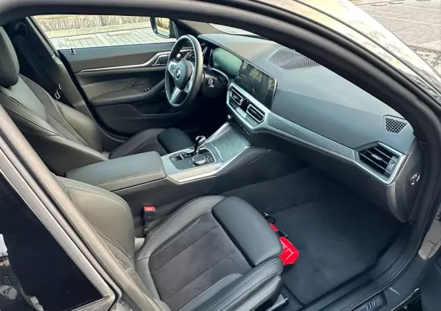 BMW Seria 4 430i xDrive M Sport sport