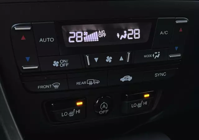 HONDA Civic 1.6 i-DTEC Elegance