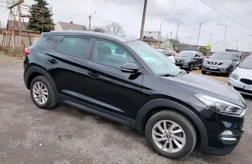 HYUNDAI Tucson 