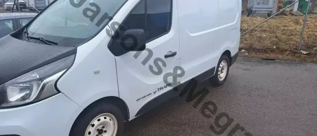 RENAULT Trafic 