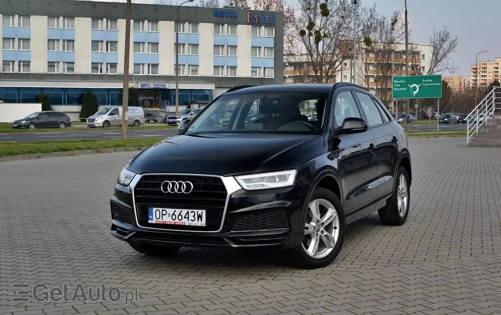 AUDI Q3 