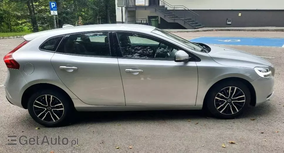 VOLVO V40 D2 Drive-E Inscription