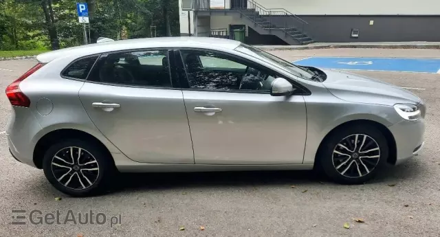 VOLVO V40 D2 Drive-E Inscription
