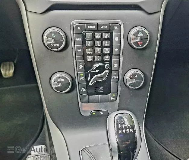 VOLVO V40 D2 Drive-E Inscription