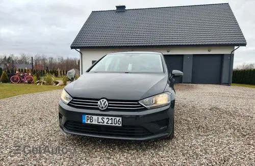 VOLKSWAGEN Golf Sportsvan 