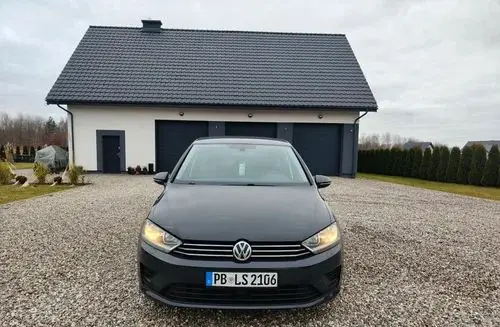VOLKSWAGEN Golf Sportsvan 