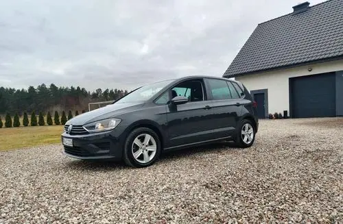 VOLKSWAGEN Golf Sportsvan 