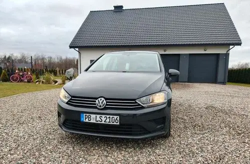 VOLKSWAGEN Golf Sportsvan 