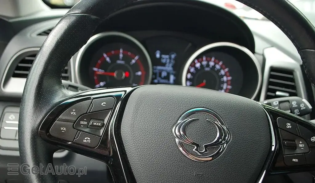 SSANGYONG XLV 