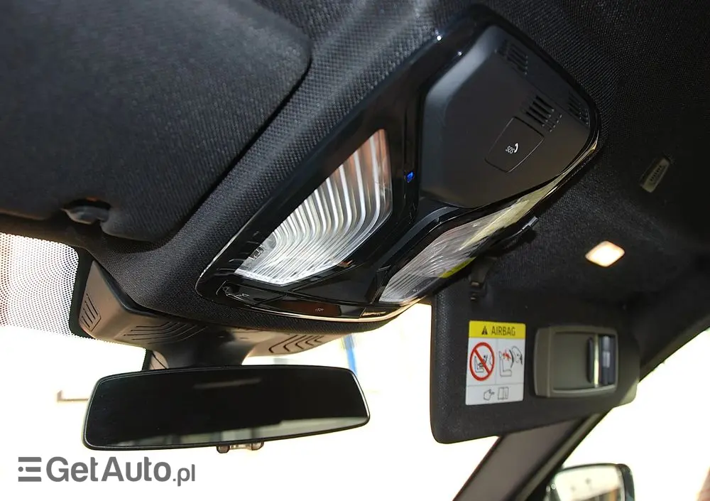 BMW Seria 5 520d xDrive M Sport sport