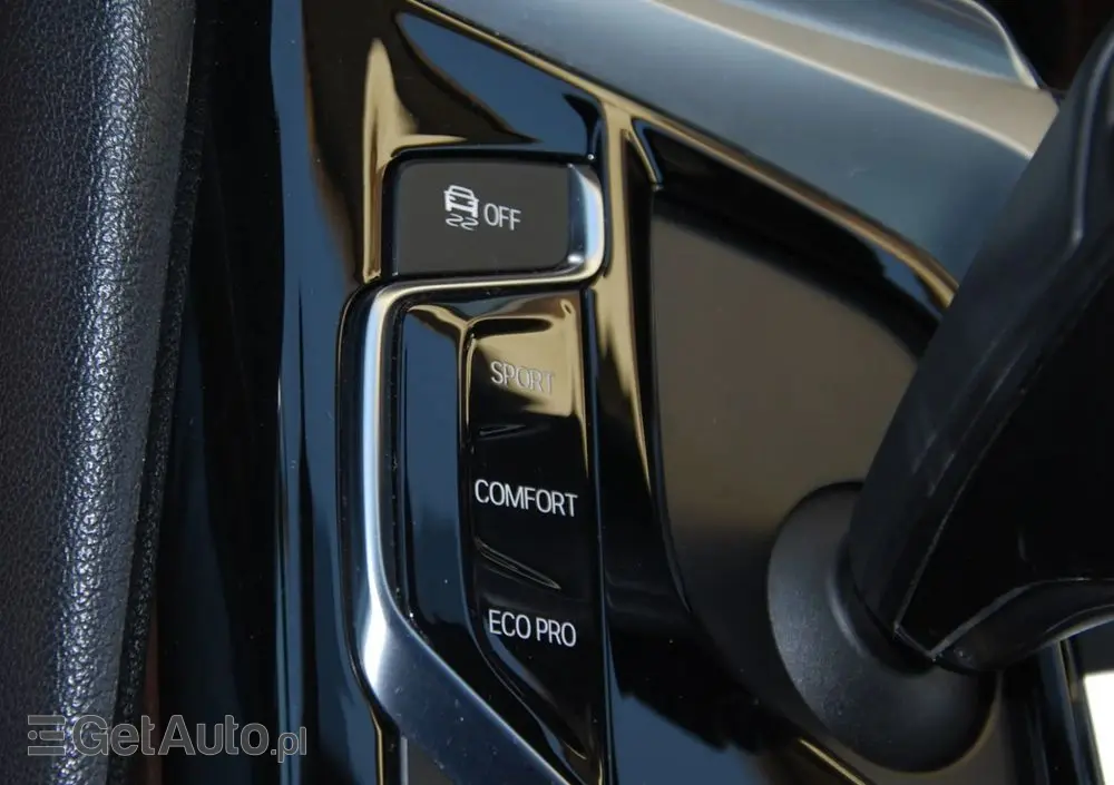 BMW Seria 5 520d xDrive M Sport sport