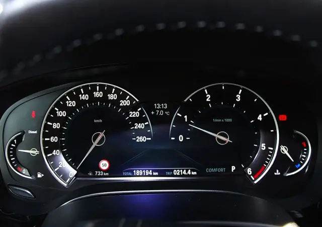 BMW Seria 5 520d xDrive M Sport sport