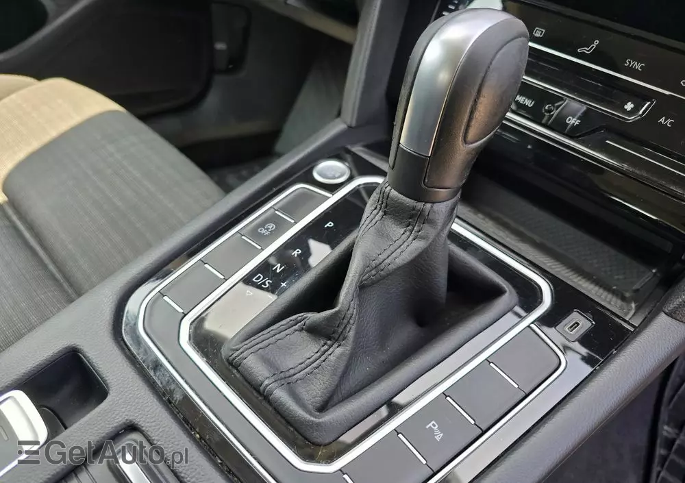 VOLKSWAGEN Passat 2.0 TDI EVO Business DSG