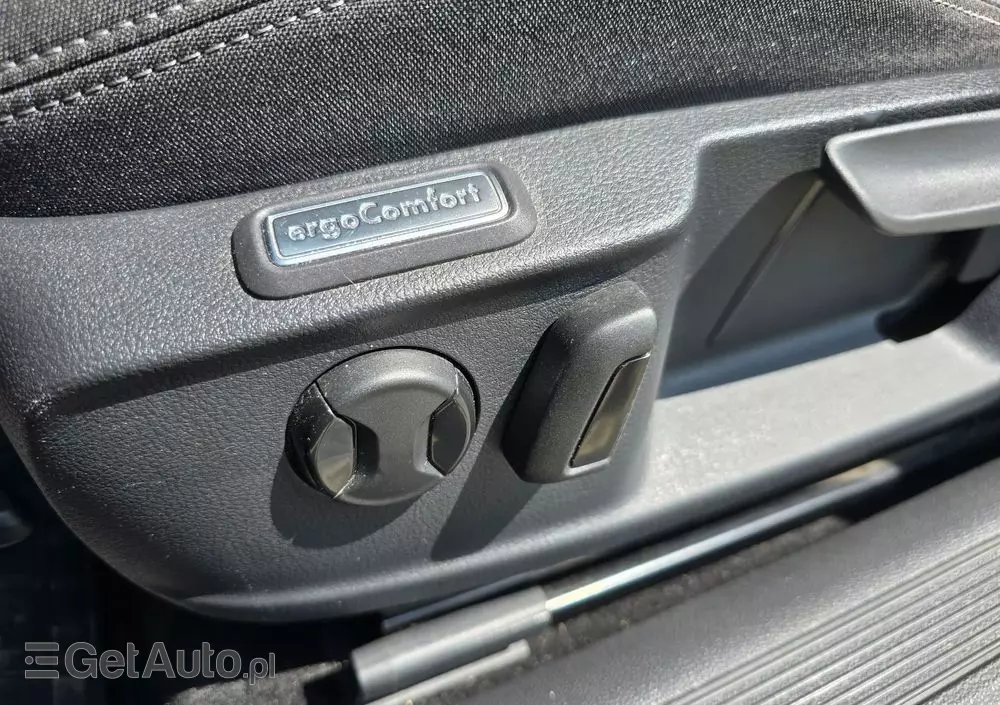 VOLKSWAGEN Passat 2.0 TDI EVO Business DSG