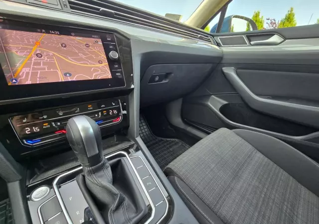 VOLKSWAGEN Passat 2.0 TDI EVO Business DSG