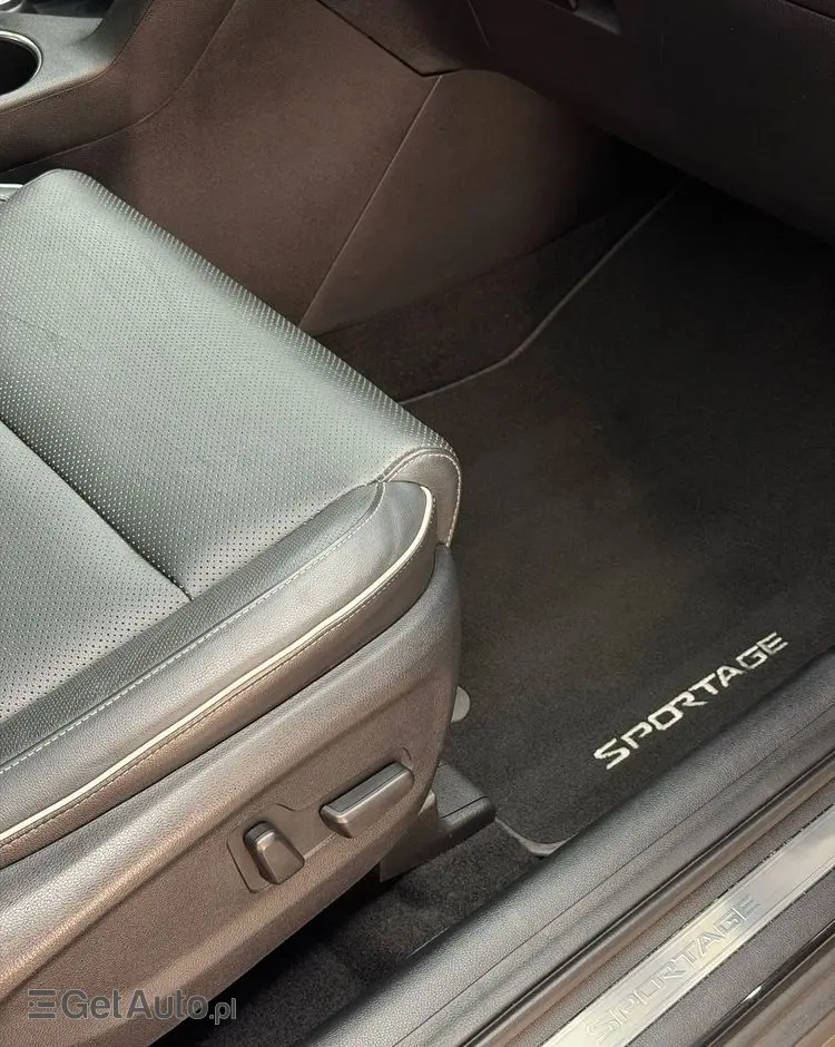 KIA Sportage 2.0 CRDI AWD VISION