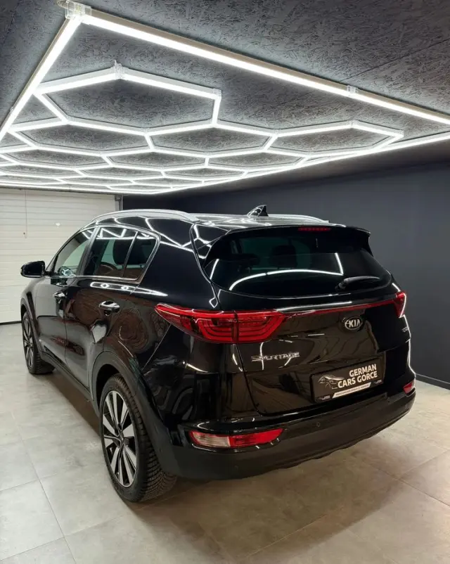 KIA Sportage 2.0 CRDI AWD VISION