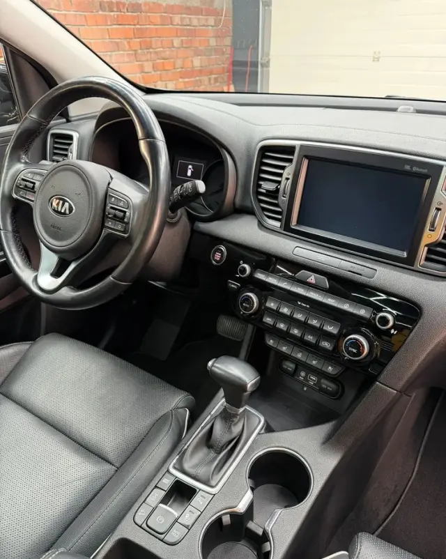 KIA Sportage 2.0 CRDI AWD VISION