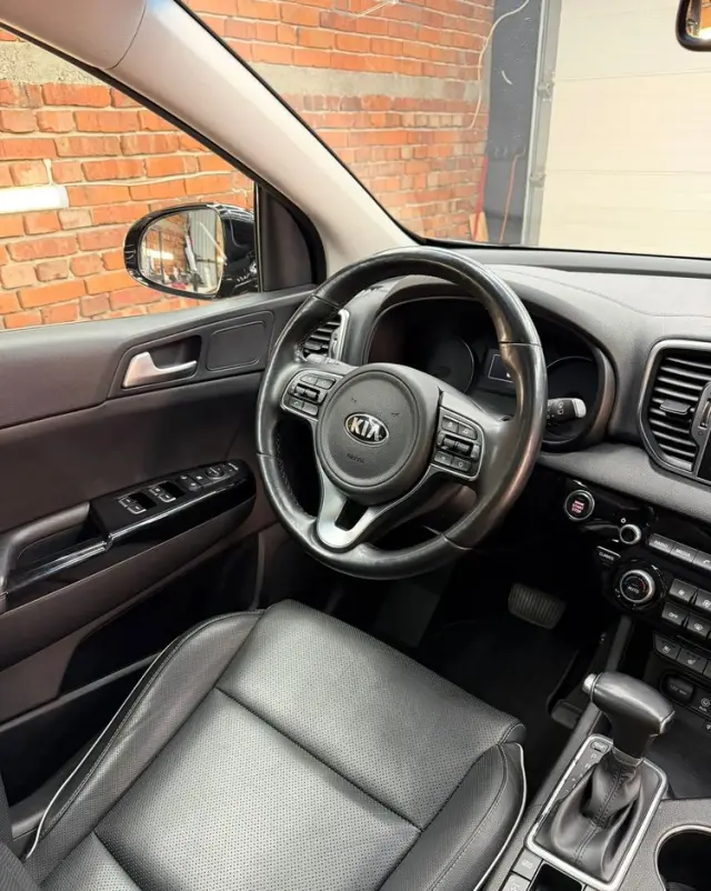 KIA Sportage 2.0 CRDI AWD VISION