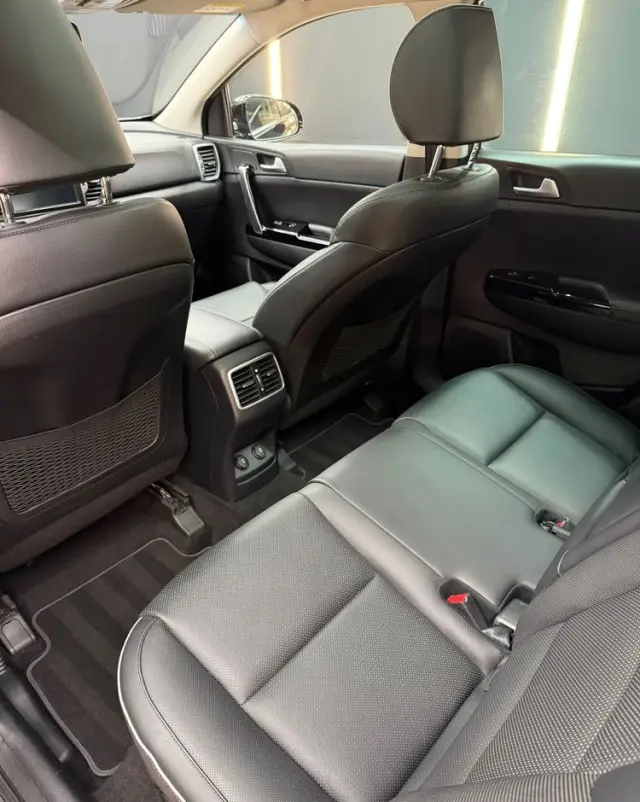 KIA Sportage 2.0 CRDI AWD VISION