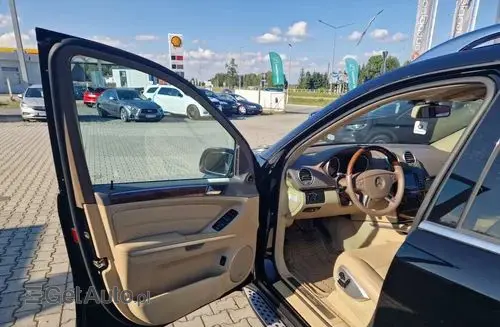 MERCEDES-BENZ GL 