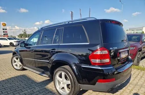 MERCEDES-BENZ GL 