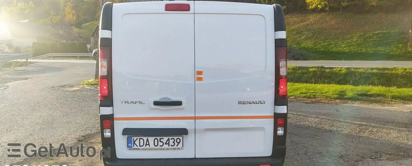 RENAULT Trafic 