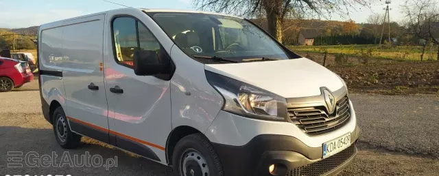 RENAULT Trafic 