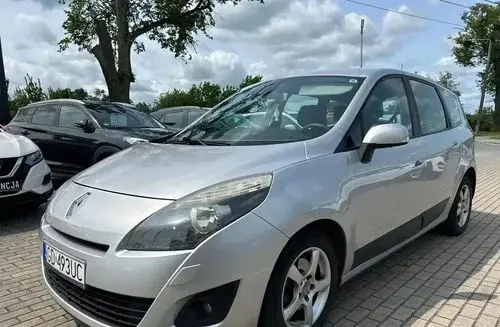 RENAULT Grand Scenic 