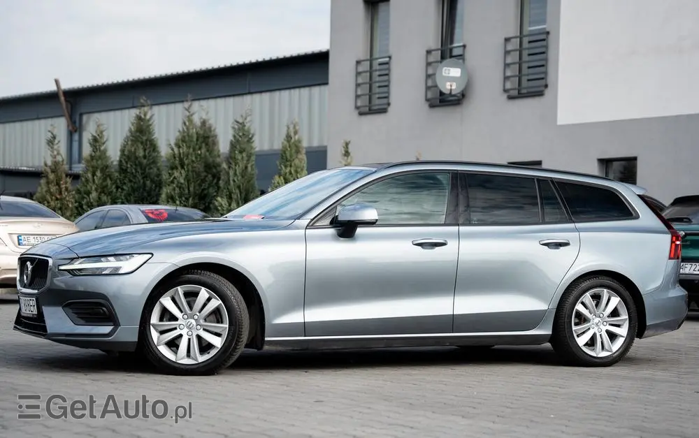 VOLVO V60 D3 Geartronic Momentum