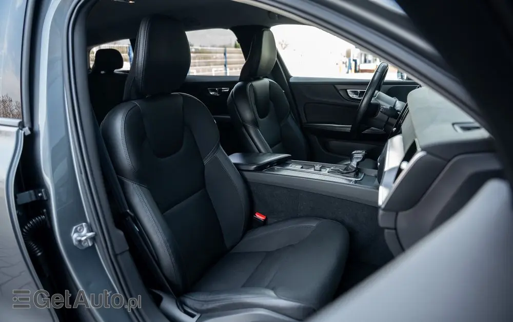 VOLVO V60 D3 Geartronic Momentum
