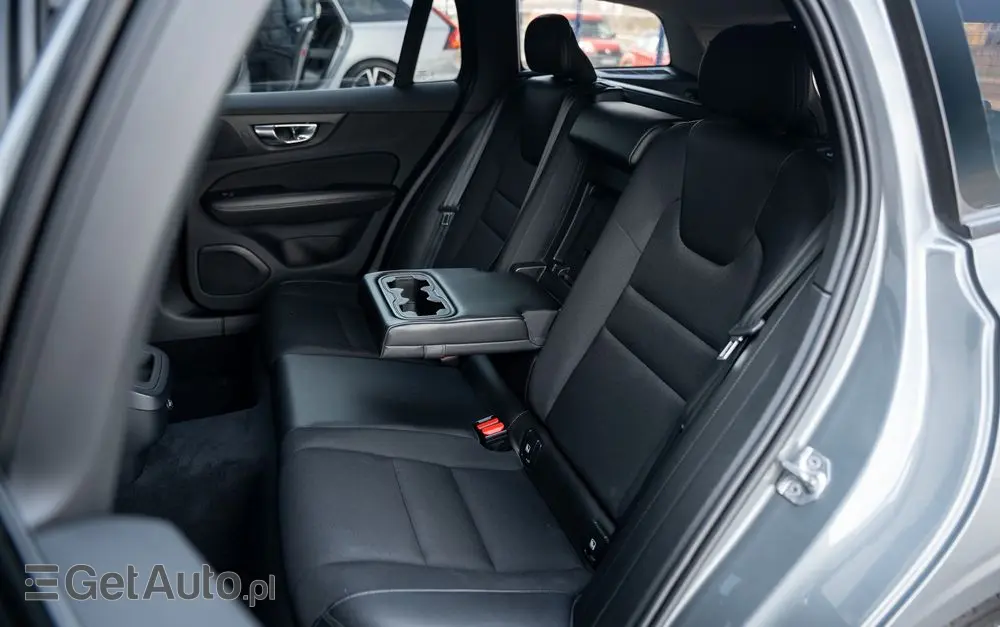 VOLVO V60 D3 Geartronic Momentum