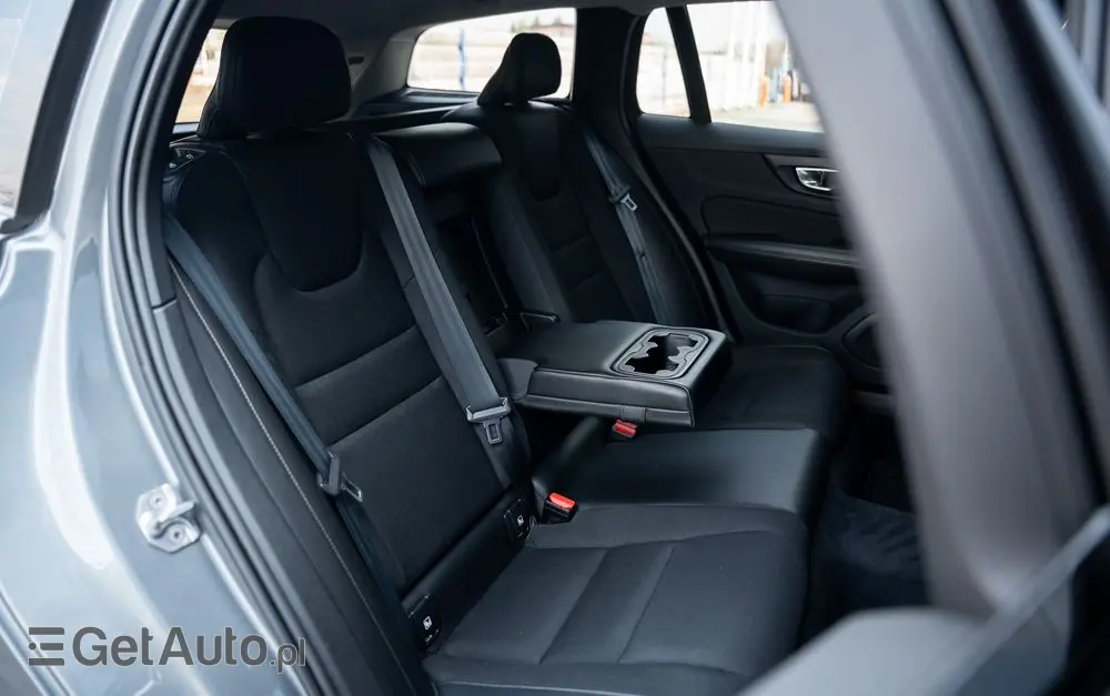 VOLVO V60 D3 Geartronic Momentum
