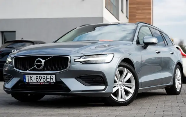 VOLVO V60 D3 Geartronic Momentum