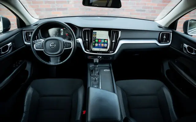 VOLVO V60 D3 Geartronic Momentum