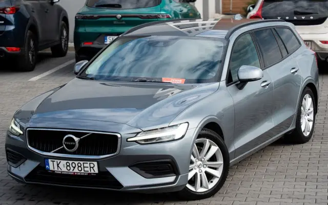 VOLVO V60 D3 Geartronic Momentum