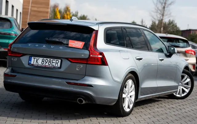 VOLVO V60 D3 Geartronic Momentum