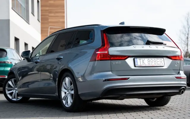VOLVO V60 D3 Geartronic Momentum