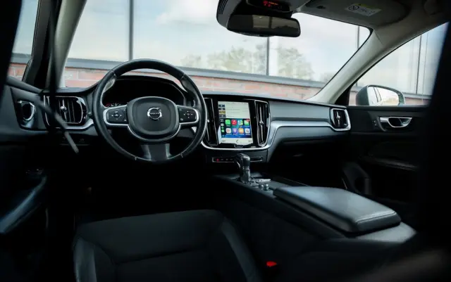 VOLVO V60 D3 Geartronic Momentum