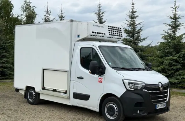RENAULT Master -40 Chłodnia Mroznia izoterma 
